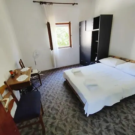 Travica Apartament *